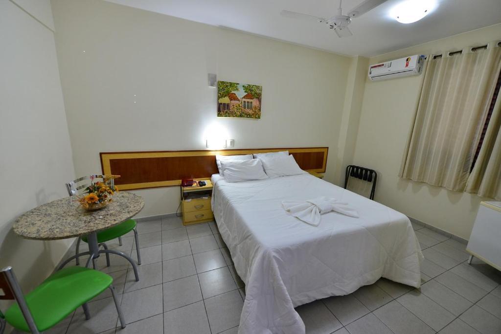 Vind'S Plaza Hotel Caratinga Εξωτερικό φωτογραφία