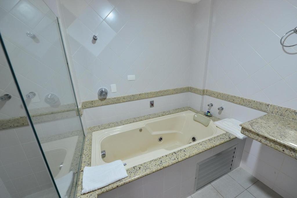 Vind'S Plaza Hotel Caratinga Εξωτερικό φωτογραφία