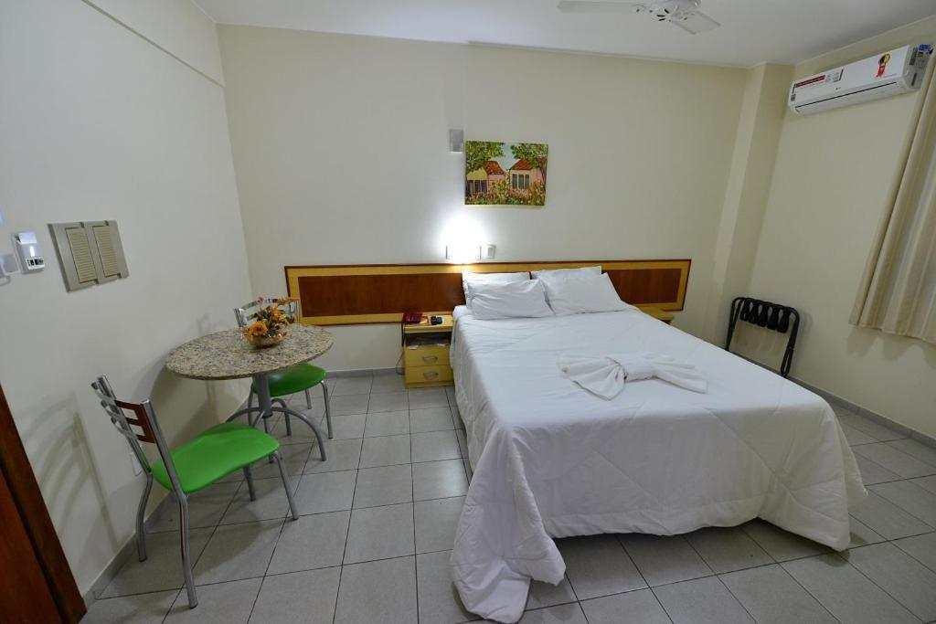 Vind'S Plaza Hotel Caratinga Εξωτερικό φωτογραφία